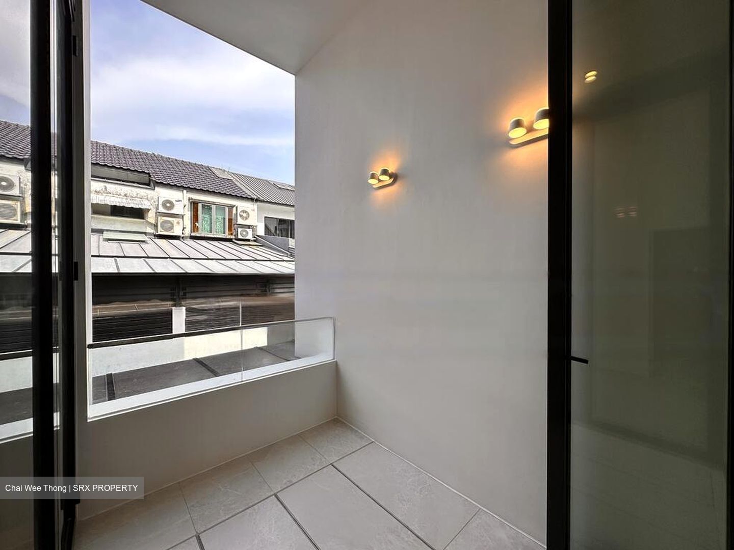 Opera Estate (D15), Terrace #479873951